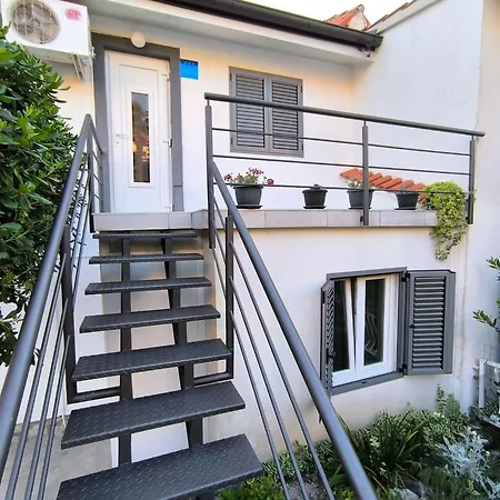 Maja Apartament Njivice