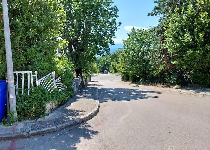 Maja Appartamento Njivice