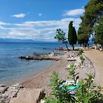 Maja Apartman *