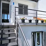 Maja * Njivice