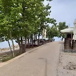 Maja Apartman *